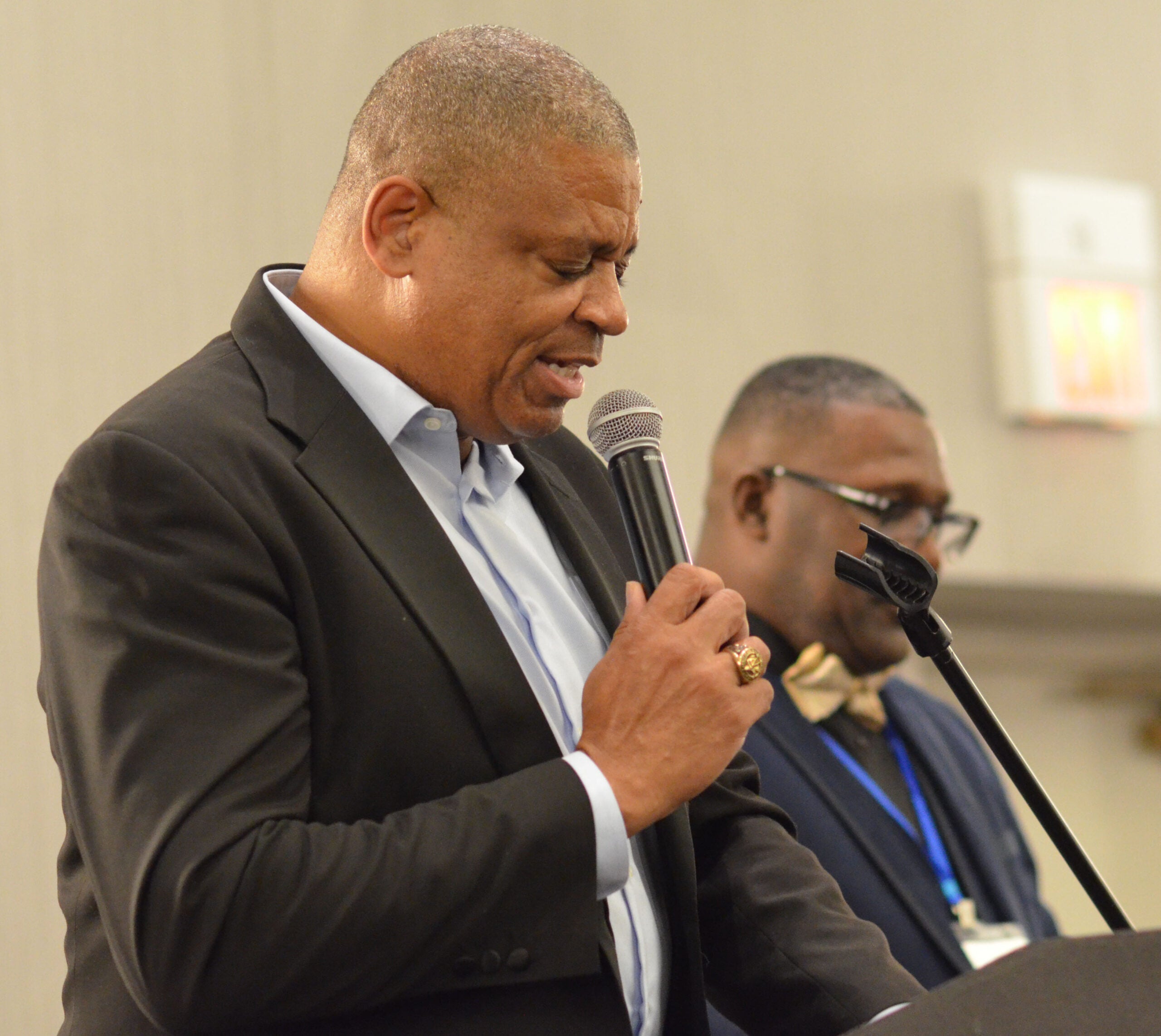 Miracle Monday & Thankful Thursday: The Weekly Rhythm of Victory